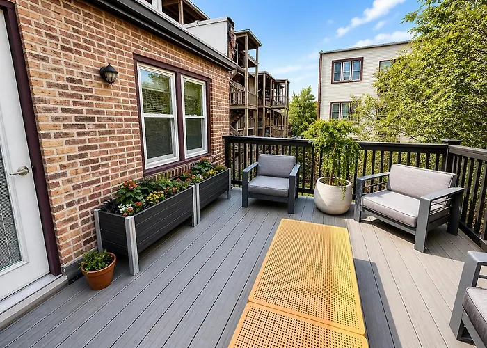 Bed & Breakfast House 5863- Chicago's Premier 4*