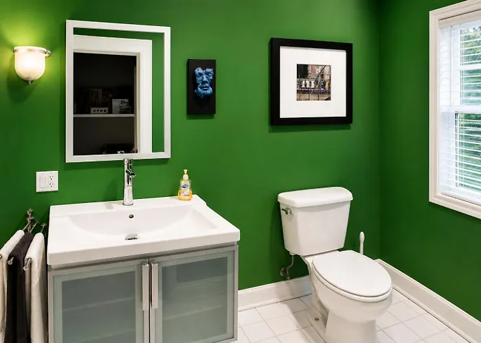 Bed & Breakfast House 5863- Chicago's Premier