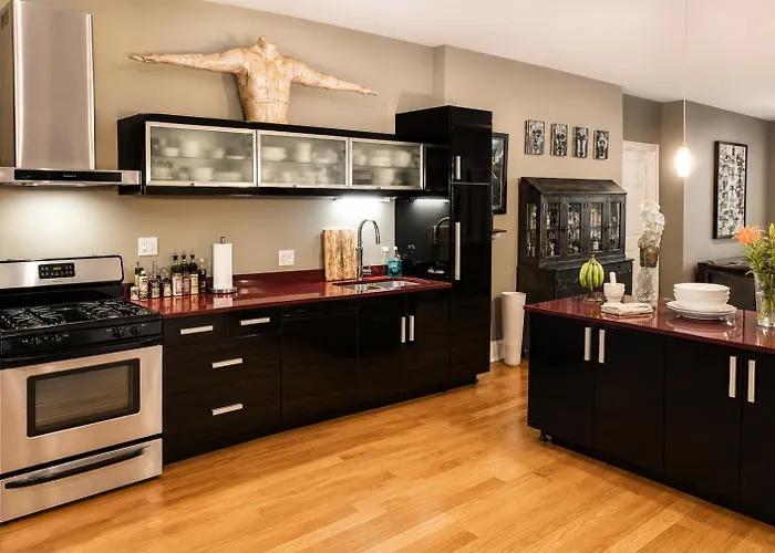 Bed & Breakfast House 5863- Chicago's Premier 4*